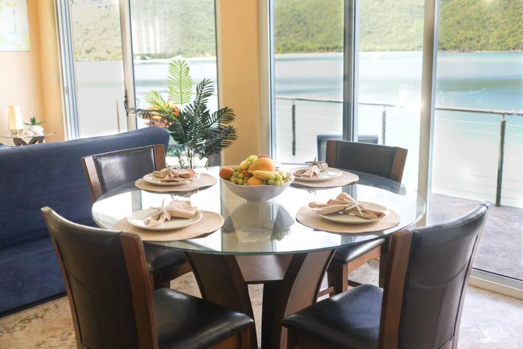 Sailfish Villa Luxury Beachfront Estate Magens Bay Cruz Bay エクステリア 写真