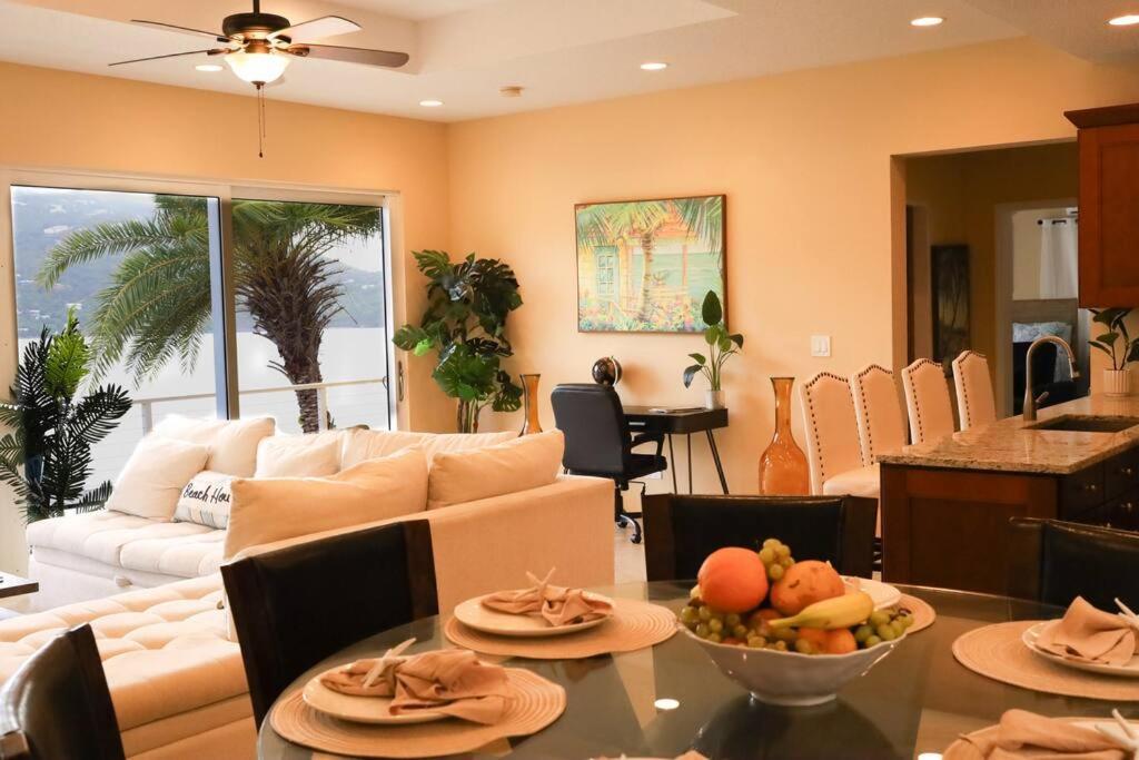 Sailfish Villa Luxury Beachfront Estate Magens Bay Cruz Bay エクステリア 写真