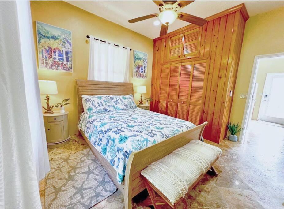 Sailfish Villa Luxury Beachfront Estate Magens Bay Cruz Bay エクステリア 写真